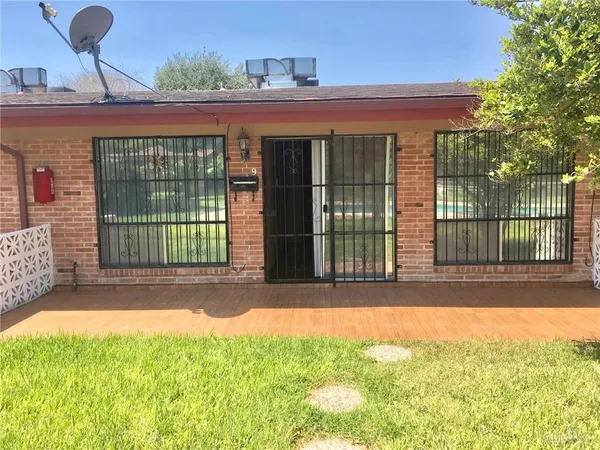 $800 | 800 East Dallas Avenue, Unit 9, McAllen, TX 78501