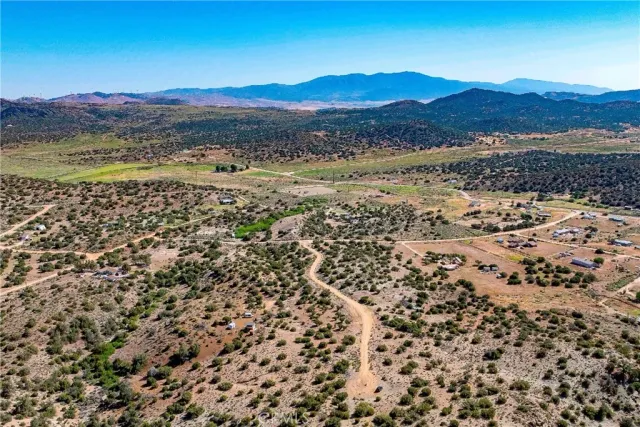 $14,000 | 26000 Arabian Drive, Tehachapi, CA 93561