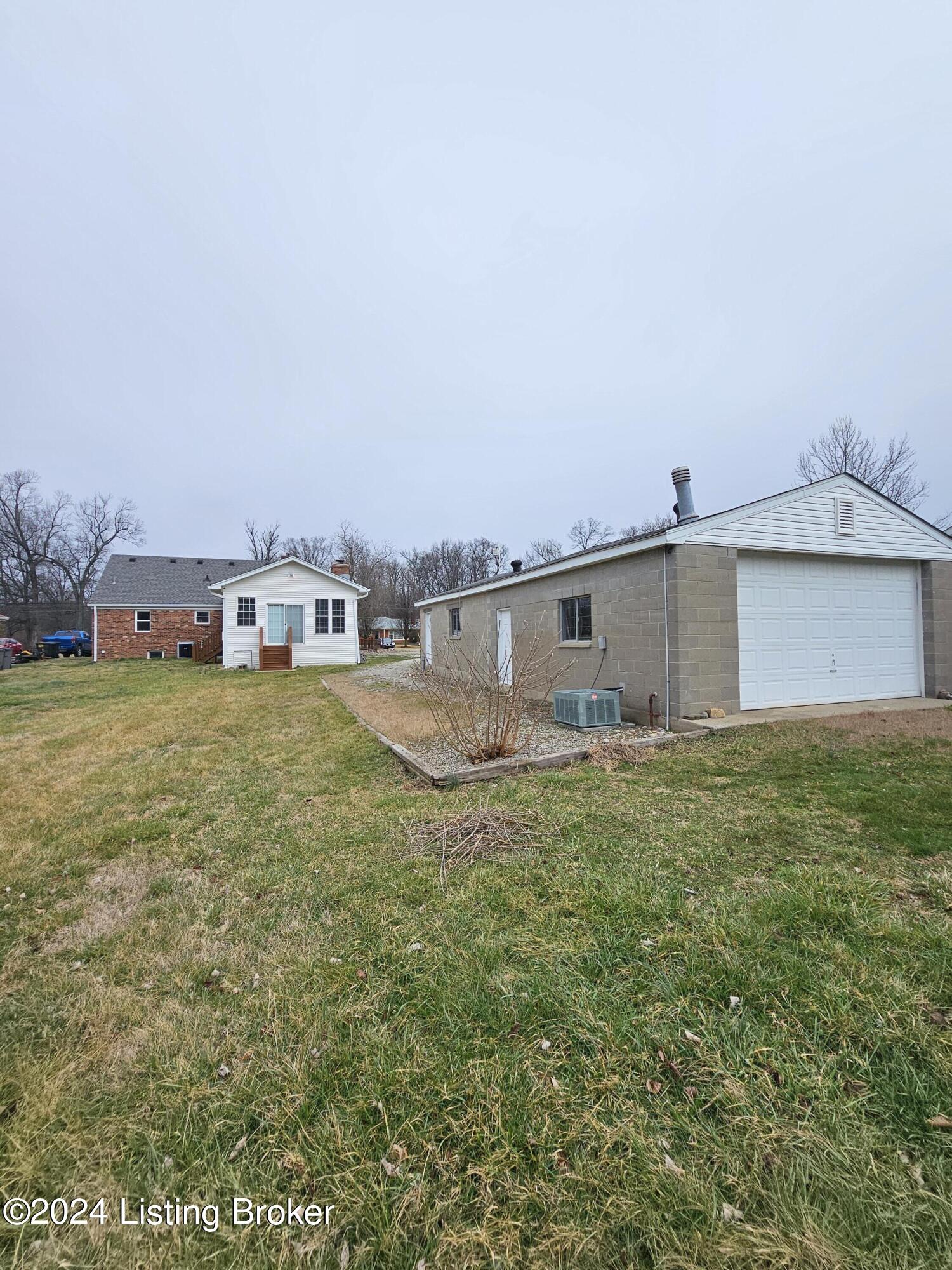 9216 Fairground Road Louisville, KY 40291 - Photo 5 of 44 1000023902