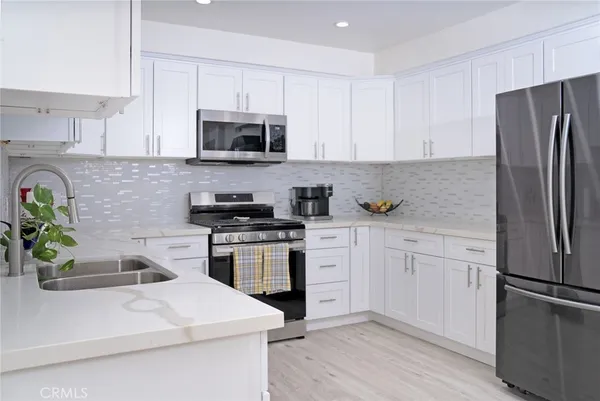 $6,500 | 10660 Melvin Avenue, Porter Ranch, CA 91326