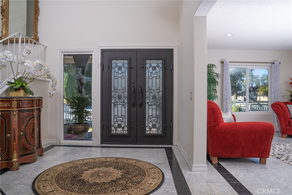 10660 Melvin Avenue Porter Ranch, CA 91326 - Photo 4 of 70