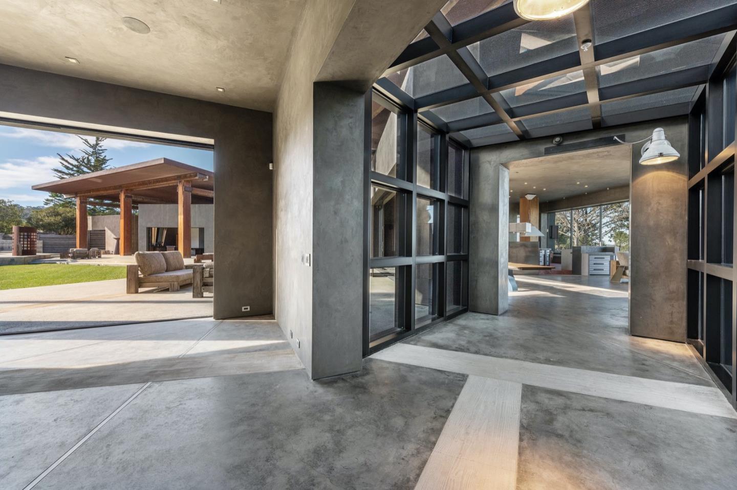 566 Aguajito Road Carmel, CA 93923 - Photo 24 of 78