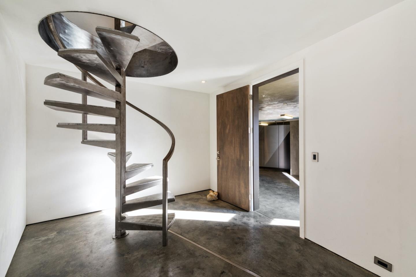 566 Aguajito Road Carmel, CA 93923 - Photo 58 of 78 a view of entryway and hall