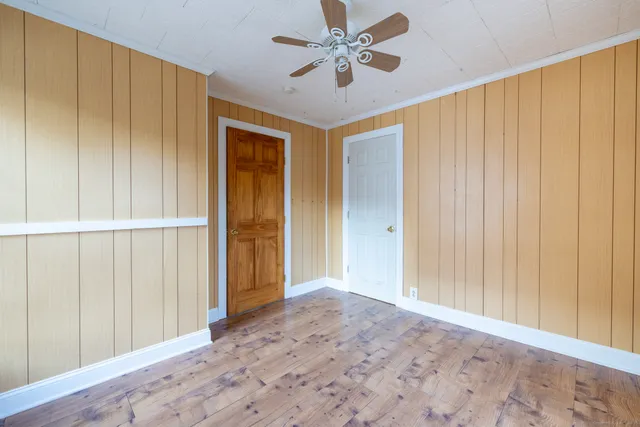 $189,900 | 854 Frost Road, Waterbury, CT 06705