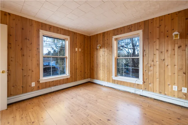 $189,900 | 854 Frost Road, Waterbury, CT 06705