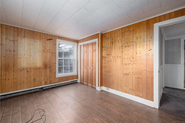 $189,900 | 854 Frost Road, Waterbury, CT 06705