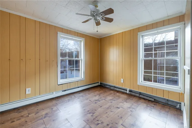 $189,900 | 854 Frost Road, Waterbury, CT 06705