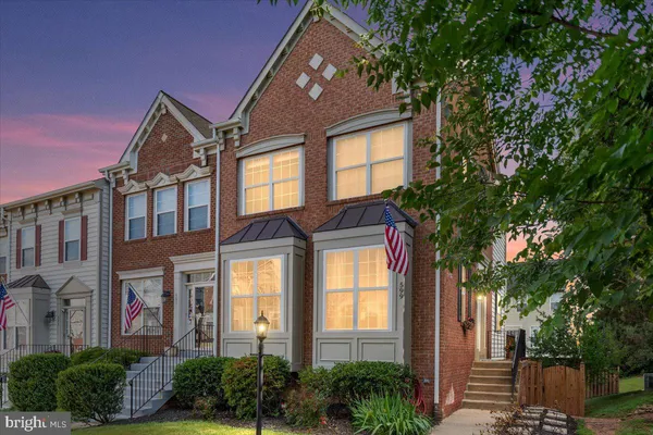 $624,990 | 599 Edmonton Terrace Northeast, Leesburg, VA 20176