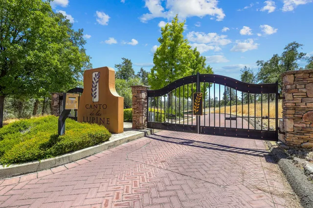 $50,000 | Lot 9 Canto De Las Lupine Drive, Redding, CA 96001