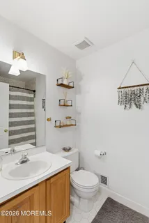 $599,000 | 22 Tower Hill Drive, Unit 1011, Red Bank, NJ 07701