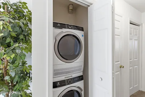 $599,000 | 22 Tower Hill Drive, Unit 1011, Red Bank, NJ 07701