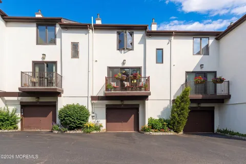 $599,000 | 22 Tower Hill Drive, Unit 1011, Red Bank, NJ 07701