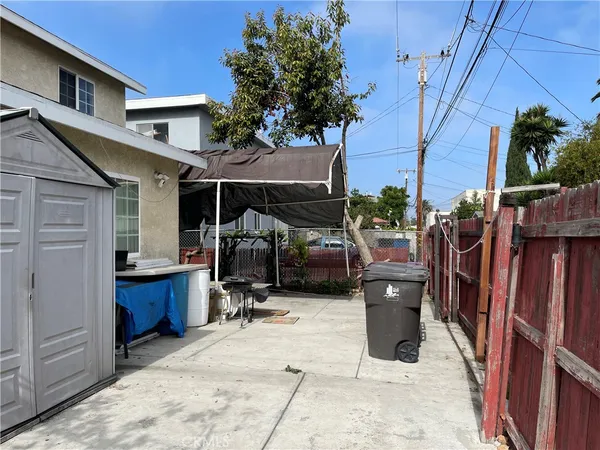 $1,299,999 | 1416 Orange Drive, Long Beach, CA 90813