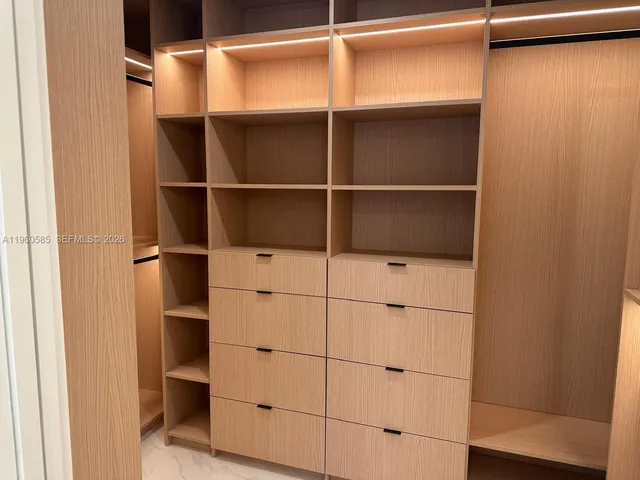 $10,500 | 700 Northeast 24th Street, Unit 2605, Miami, FL 33137