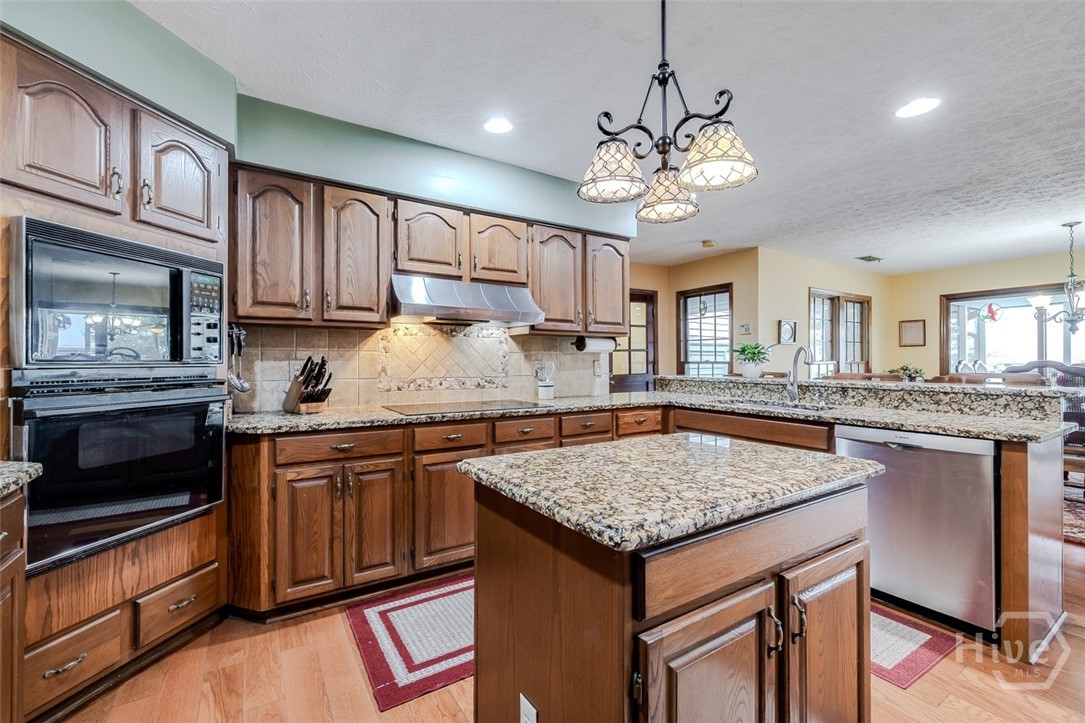 126 Shore Road Savannah, GA 31419 - Photo 25 of 75