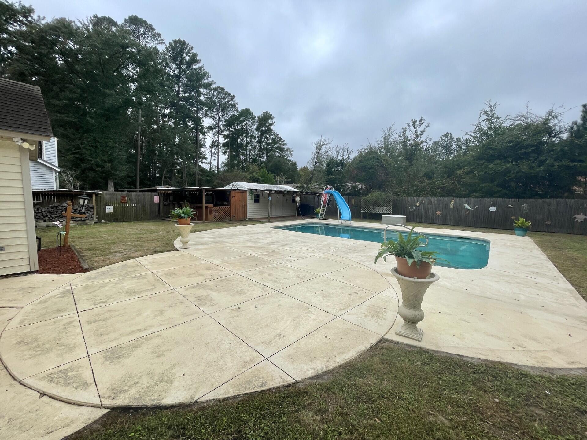 219 Gloria Street Walterboro, SC 29488 - Photo 15 of 45 10 back