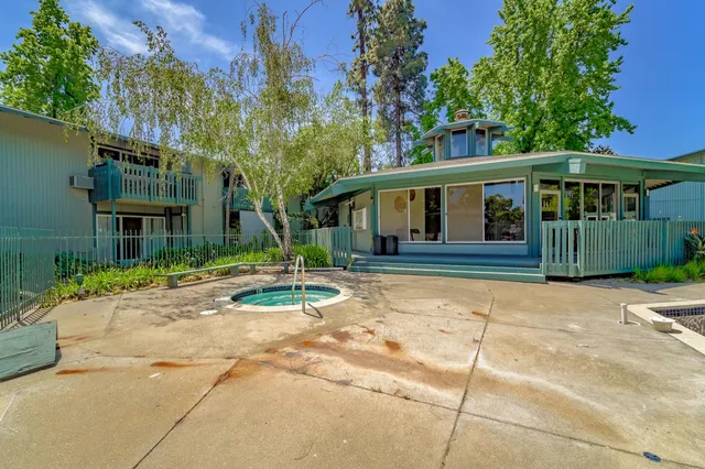 a view of a sign in a park