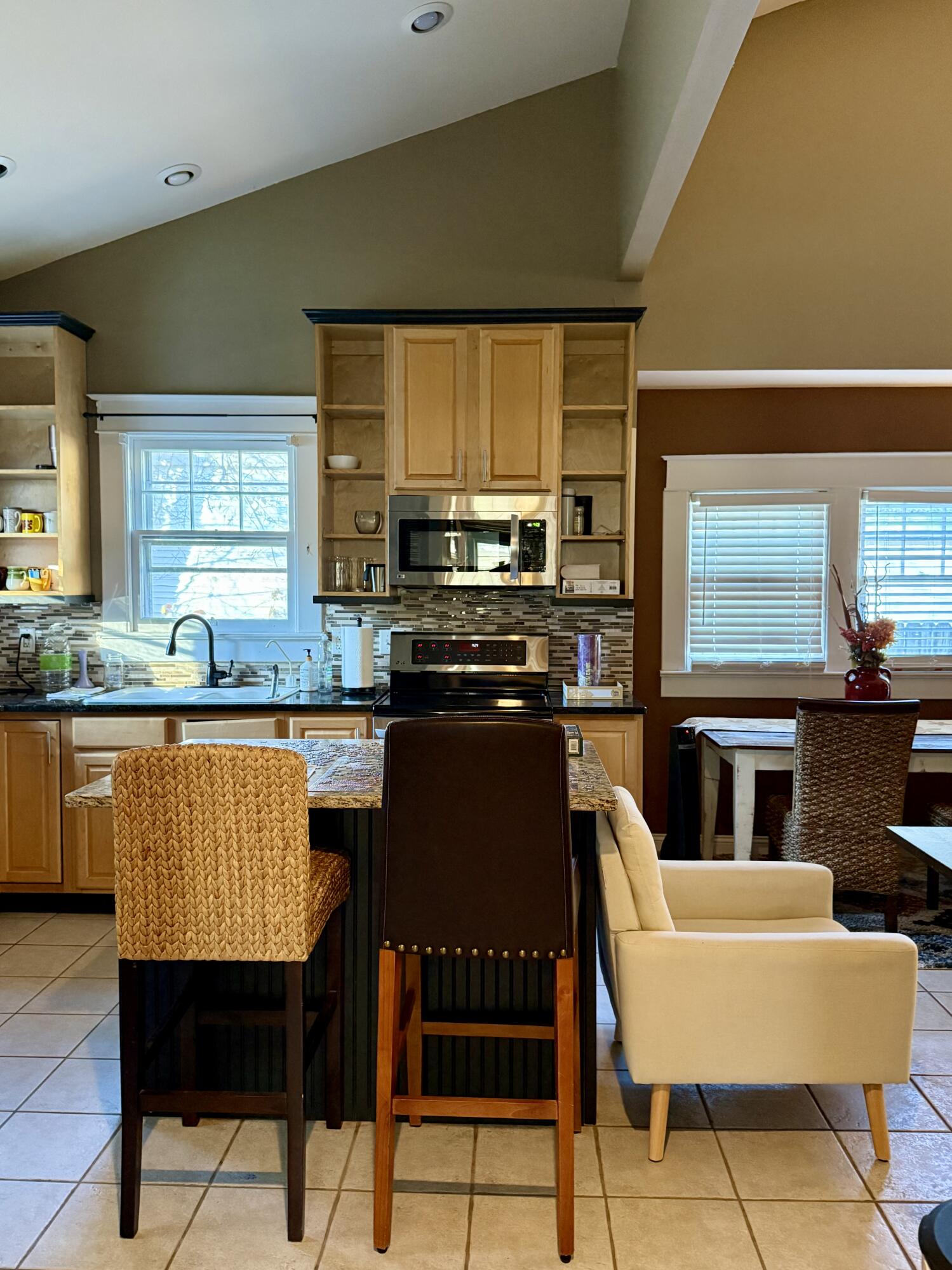 1307 Hixson Pike Chattanooga, TN 37405 - Photo 10 of 28 IMG_2308