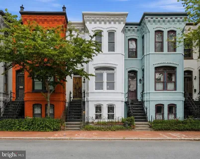 $995,000 | 406 10th Street Southeast, Washington, DC 20003