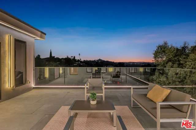 $30,000 | 7966 Mulholland Drive, Los Angeles, CA 90046