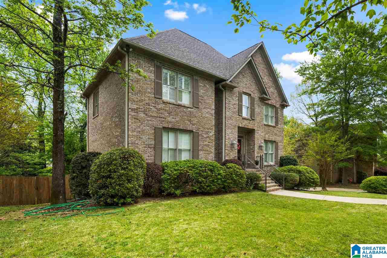 2241 White Way Birmingham, AL 35226 - Photo 4 of 36