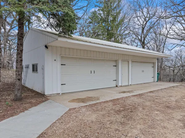 $624,900 | 46729 170th Avenue, Zumbrota, MN 55992