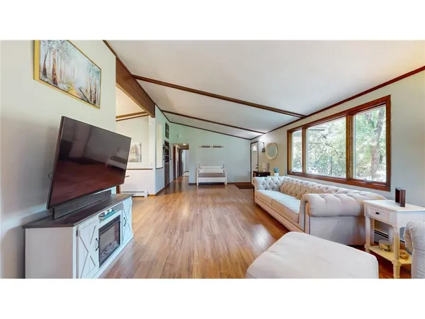 $624,900 | 46729 170th Avenue, Zumbrota, MN 55992