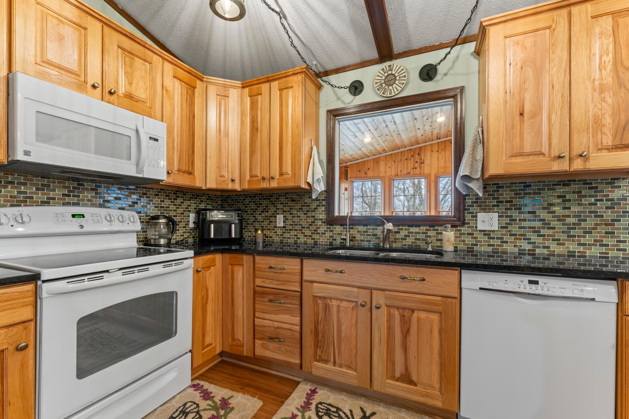 46729 170th Avenue Zumbrota, MN 55992 - Photo 10 of 58