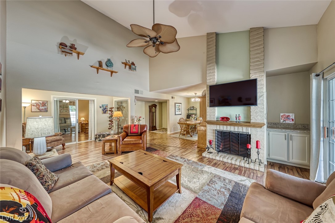 2406 Sabado Street Las Vegas, NV 89121 - Photo 17 of 46