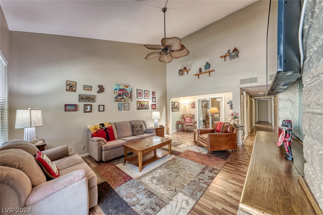 2406 Sabado Street Las Vegas, NV 89121 - Photo 18 of 46