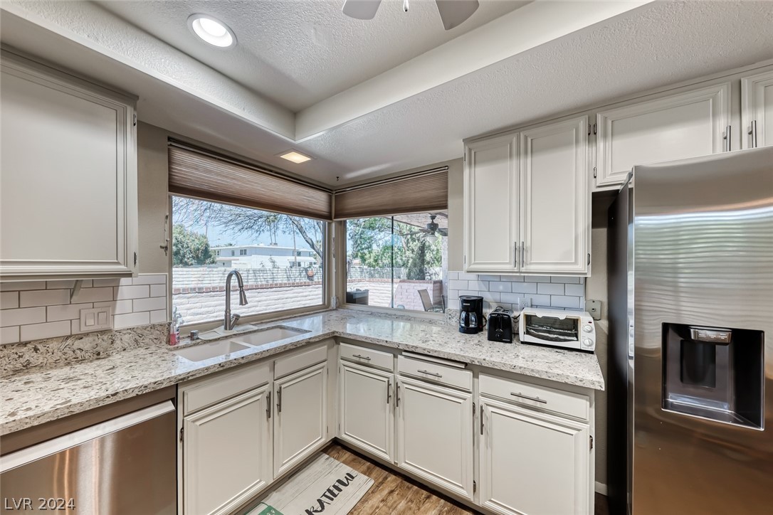 2406 Sabado Street Las Vegas, NV 89121 - Photo 26 of 46