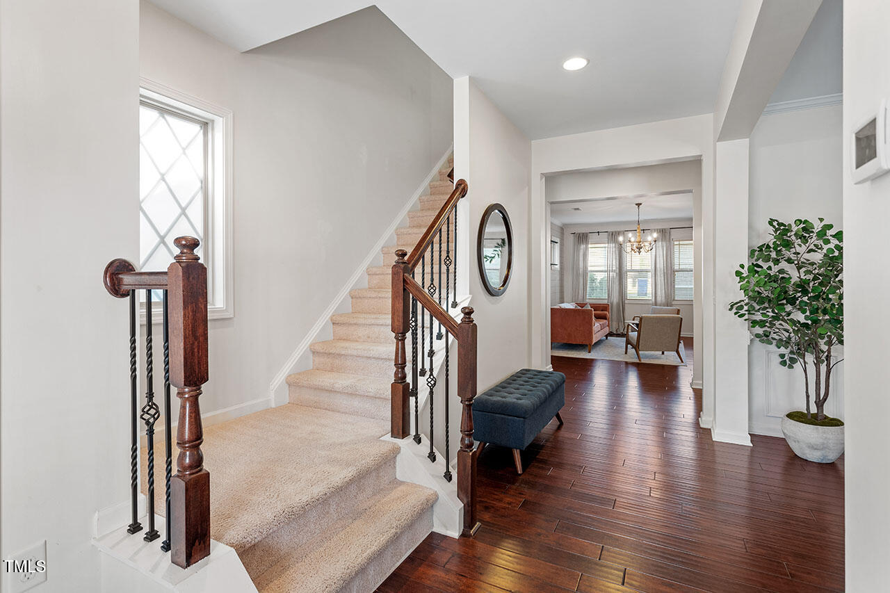5614 Wade Park Boulevard Raleigh, NC 27607 - Photo 5 of 40 5614 Wade Park Boulevard_10