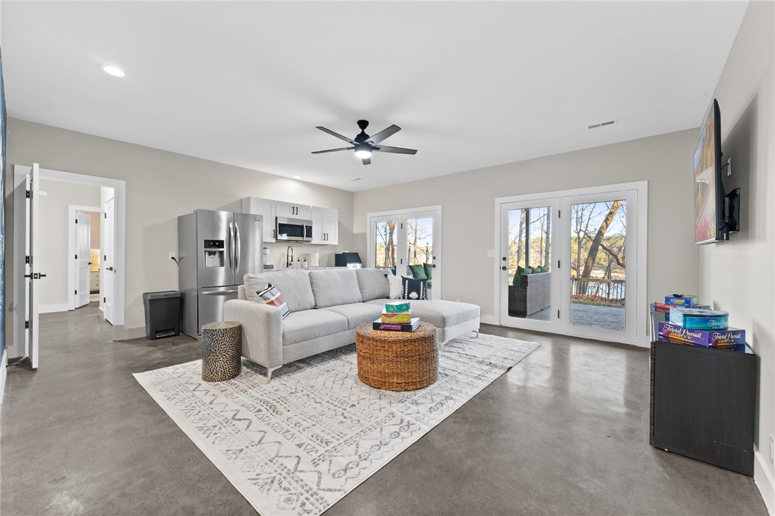 1104 Whitfield Point Road Anderson, SC 29626 - Photo 31 of 48