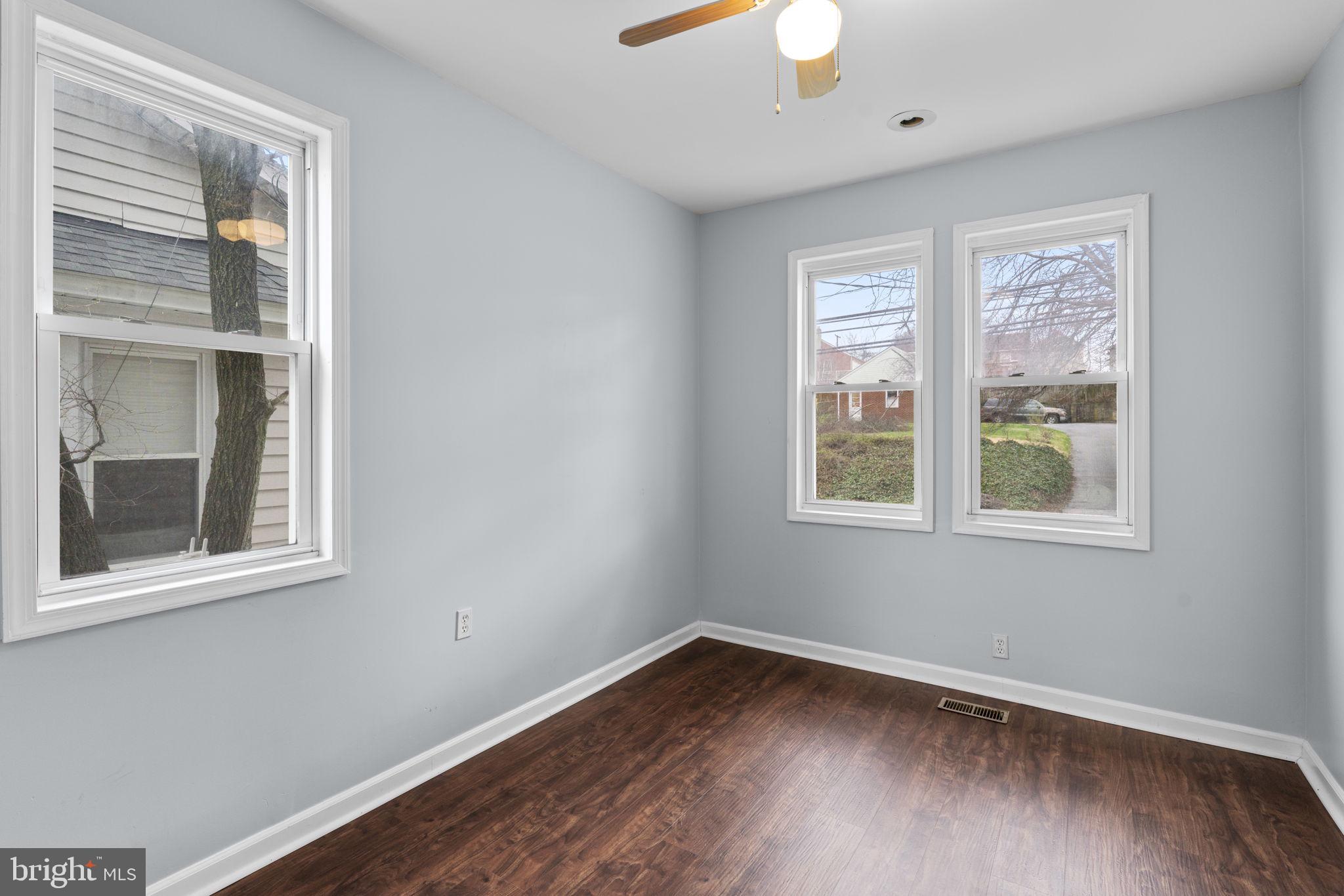 505 North Point Road Baltimore, MD 21224 - Photo 17 of 35