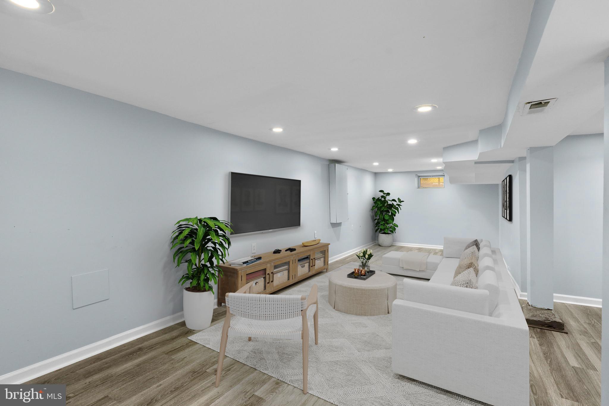 505 North Point Road Baltimore, MD 21224 - Photo 29 of 35