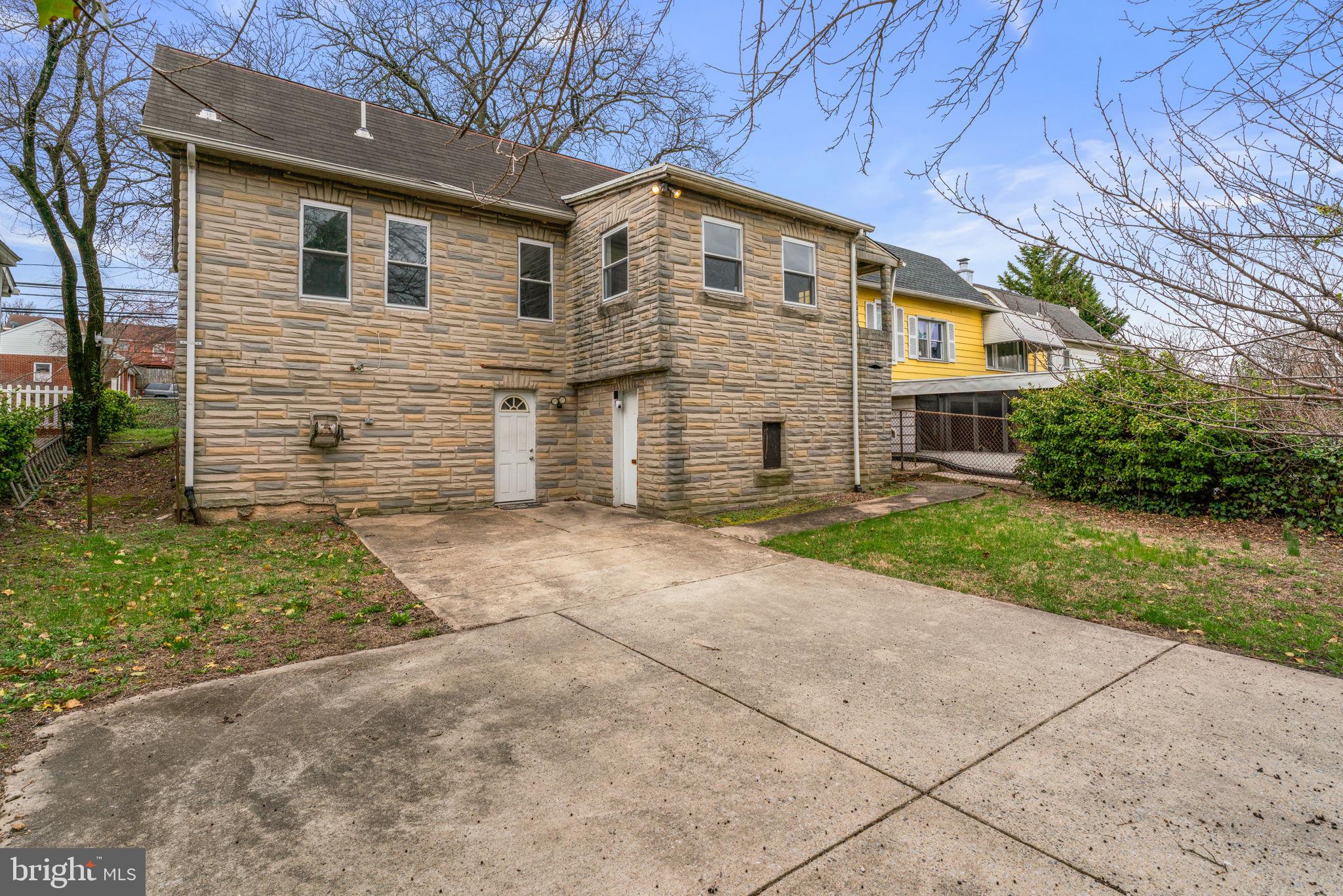 505 North Point Road Baltimore, MD 21224 - Photo 32 of 35