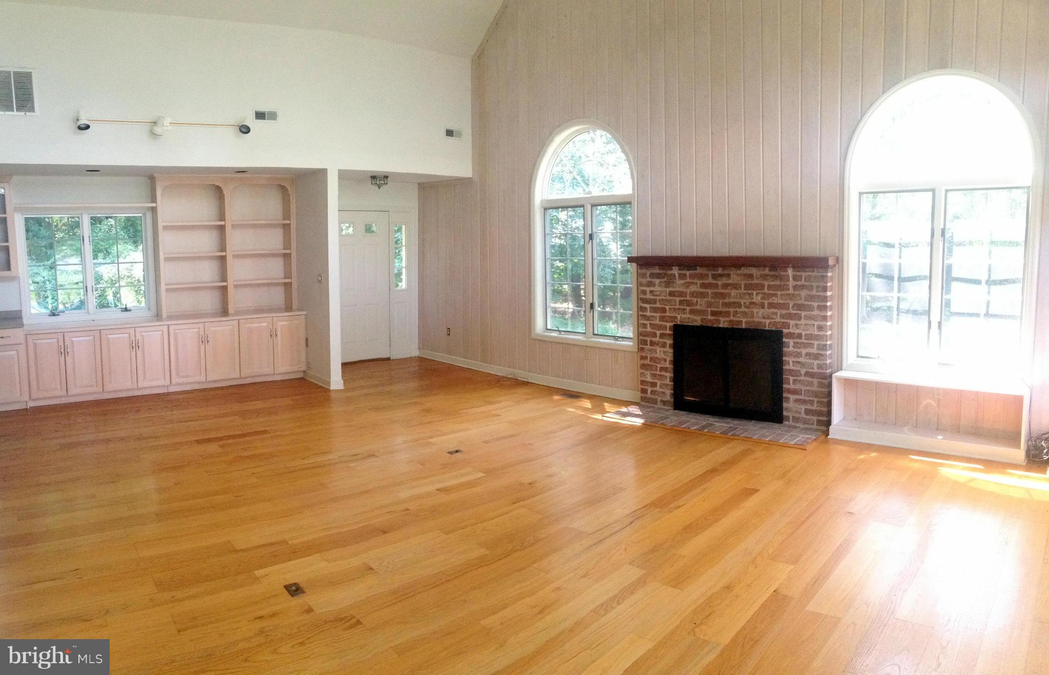 9424 Bantry Road Easton, MD 21601 - Photo 13 of 24 Family Room