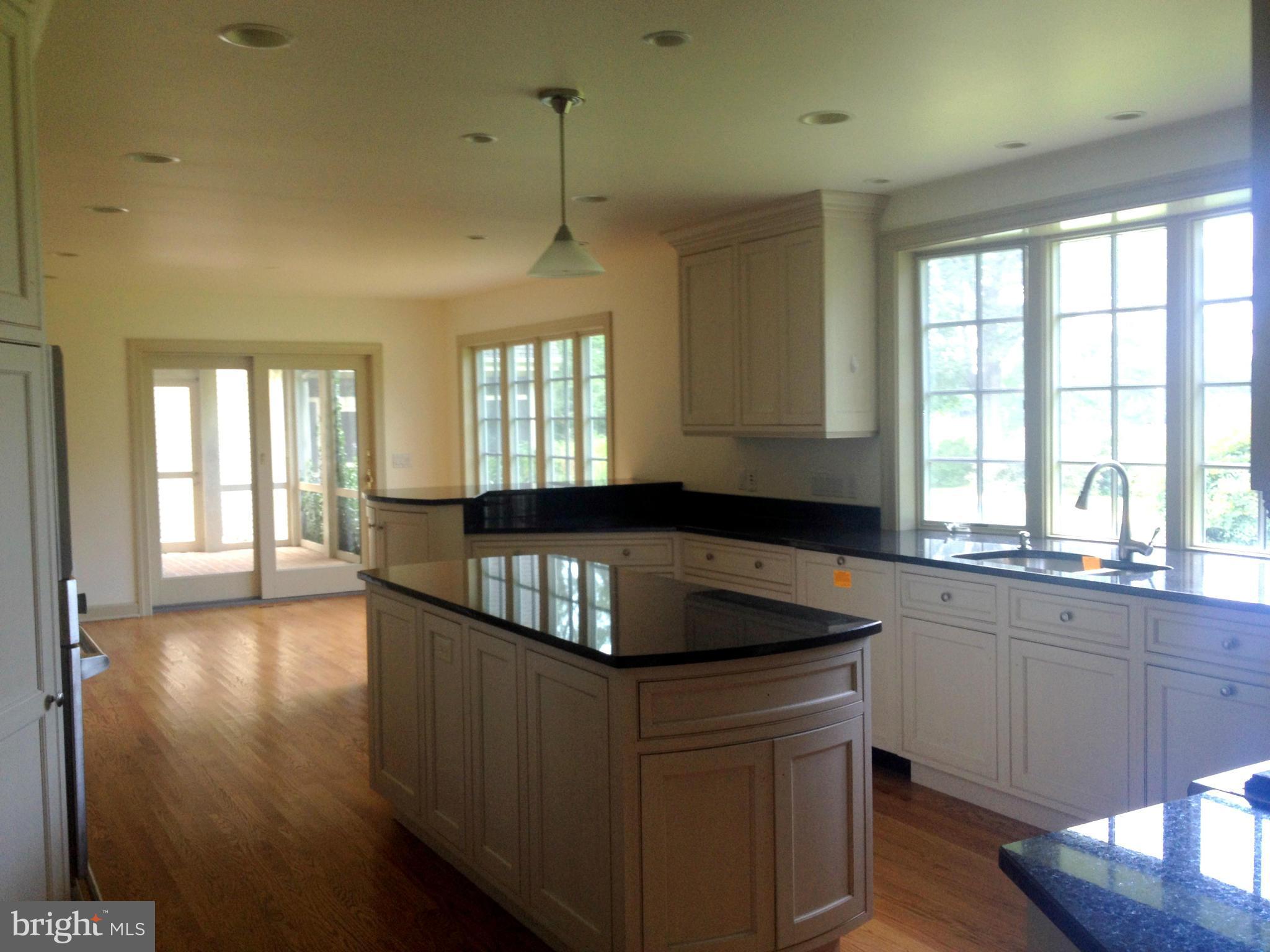 9424 Bantry Road Easton, MD 21601 - Photo 21 of 24 Kitchen