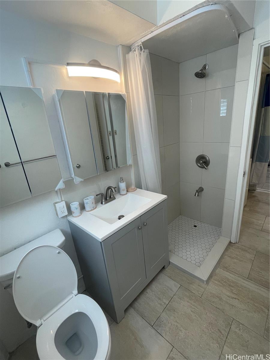 410 Nāhua Street, Unit 106 Honolulu, HI 96815 - Photo 11 of 18