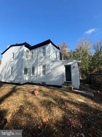 $1,990 | 50 East Bringhurst Street, Philadelphia, PA 19144