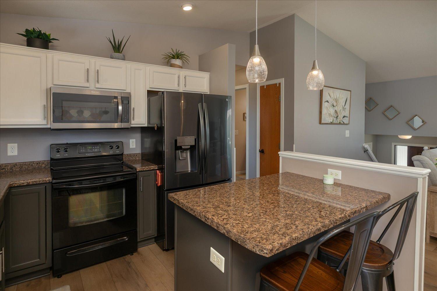 1307 3rd Street Northwest Kasson, MN 55944 - Photo 12 of 37