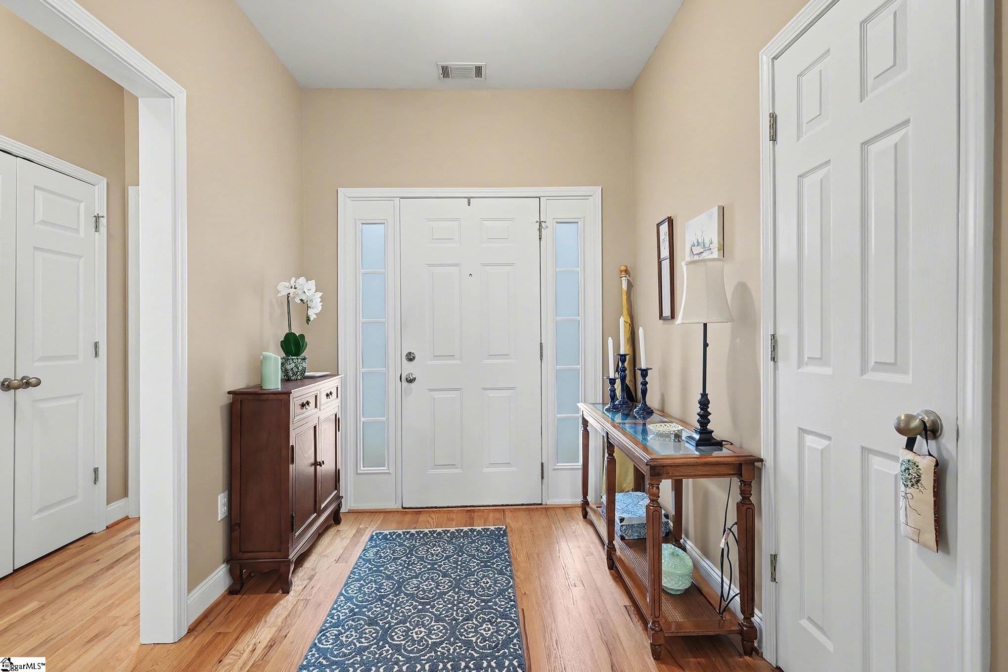 302 Stallion Road Greenville, SC 29617 - Photo 8 of 26 Gallery Image 8