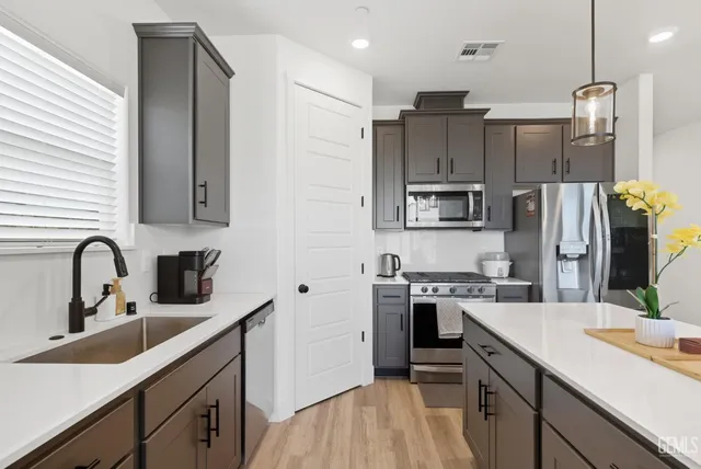 $456,000 | Undisclosed Address, Bakersfield, CA 93313