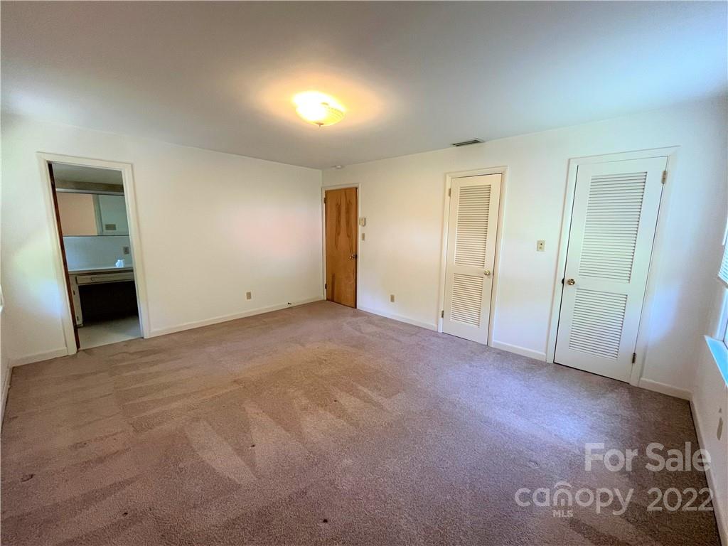 506 8th Street Southwest Conover, NC 28613 - Photo 22 of 38 a view of an empty room
