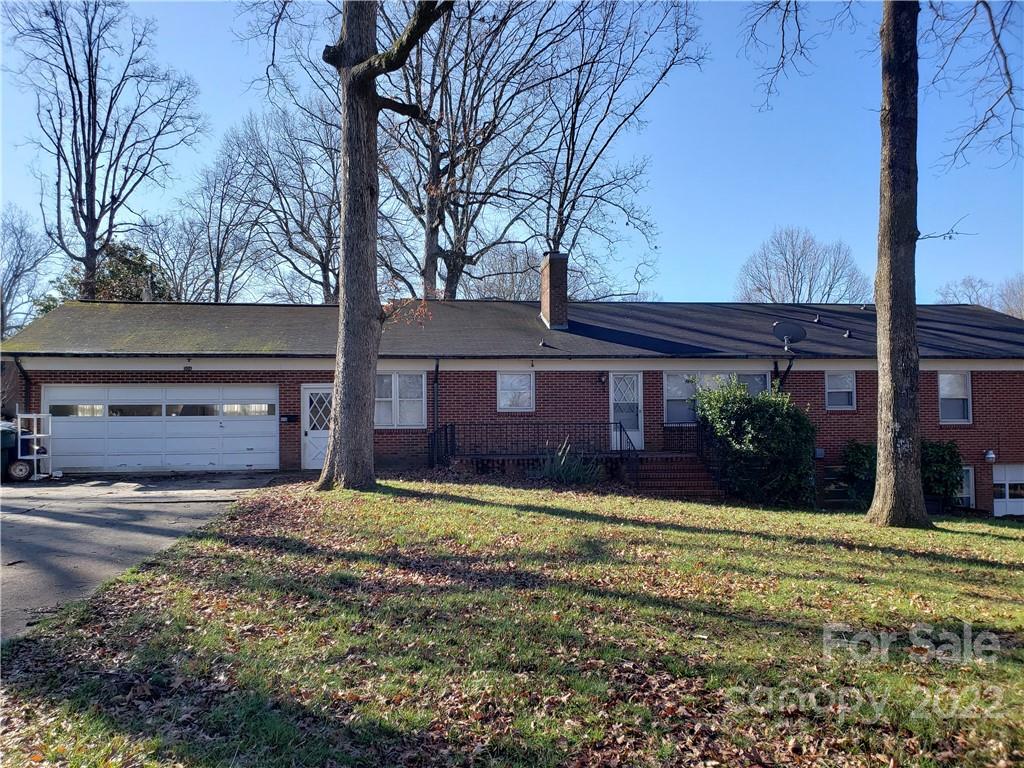 506 8th Street Southwest Conover, NC 28613 - Photo 35 of 38 a view of a house with a yard