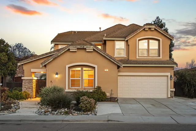 $730,000 | 30 Renoir Court, Oakley, CA 94561