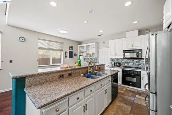 $715,000 | 30 Renoir Court, Oakley, CA 94561