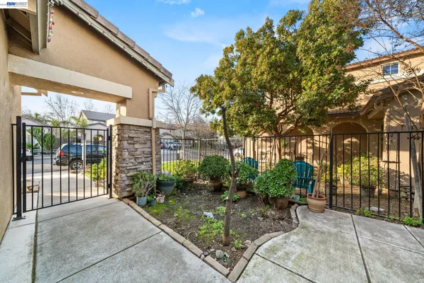 $715,000 | 30 Renoir Court, Oakley, CA 94561