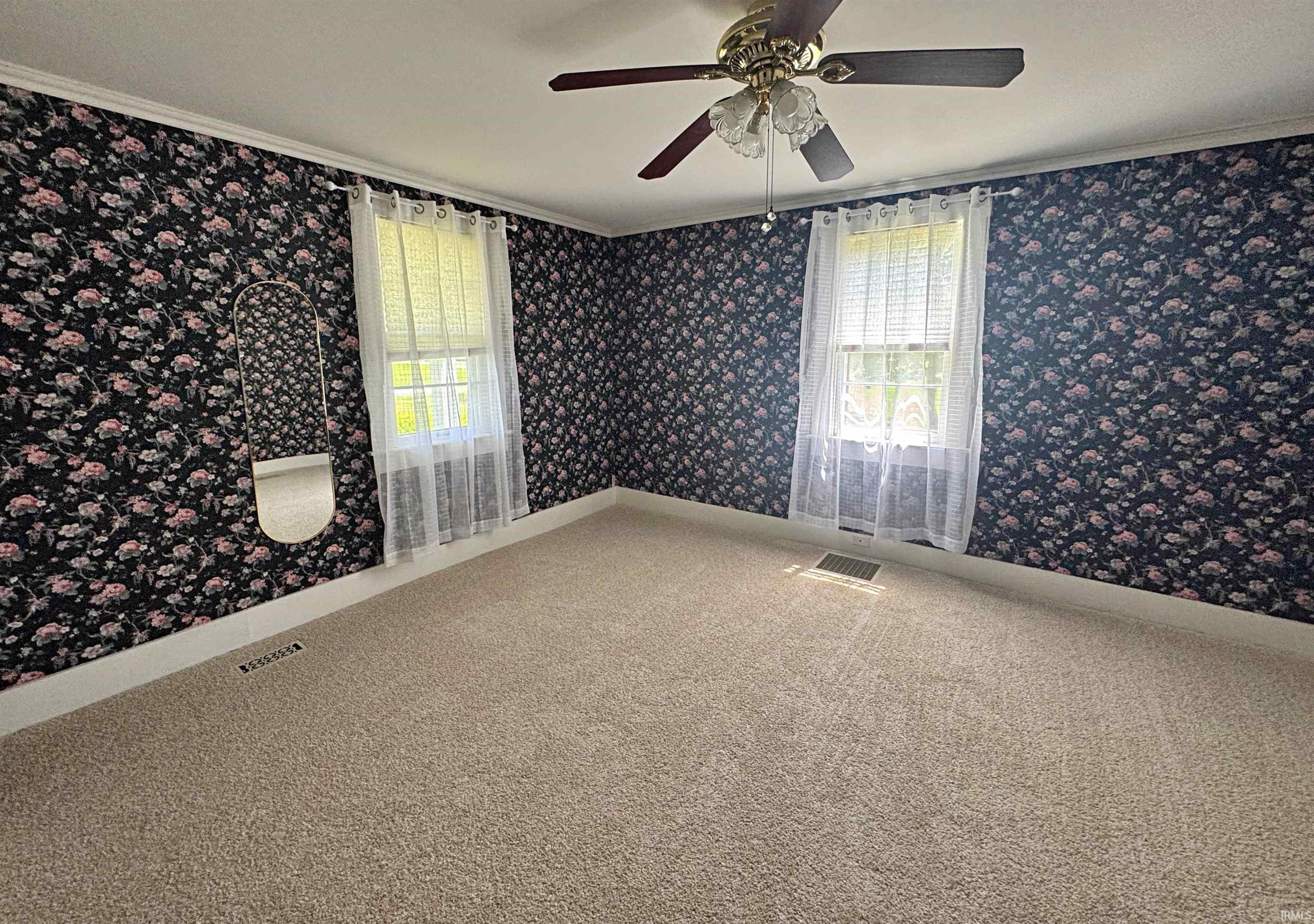 1725 Bedford Road Washington, IN 47501 - Photo 13 of 33