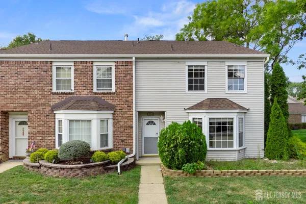 $3,100 | 308 Pewter Court, Old Bridge, NJ 08857